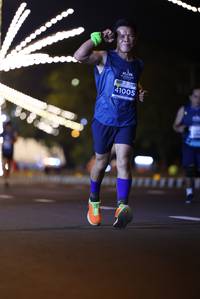 BIB: 41005
                            <button type="button" onclick="openModal(14672961)" class="btn btn-primary btn-sm float-right btn-popup" data-toggle="modal" data-target=".modal-high-quality">
                        <i class="fas fa-shopping-cart"></i> Add to Cart
                    </button>
                                            <button type="button" onclick="isThisMe(14672961, true)" class="btn btn-success btn-sm float-right btn-popup btn-isme hidden" data-toggle="tooltip" data-placement="bottom" title="นี่คือรูปของคุณใช่ไหม คลิกที่นี่เพื่อเอาเข้าอัลบั้ม">
                        <i class="fas fa-plus"></i> Add to album
                    </button>
                    <button type="button" onclick="isThisMe(14672961, false)" class="btn btn-warning btn-sm float-right btn-popup btn-isnotme hidden">
                        <i class="fas fa-ban"></i> Remove from album
                    </button>