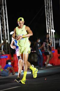 BIB: 
                            <button type="button" onclick="openModal(15781929)" class="btn btn-primary btn-sm float-right btn-popup" data-toggle="modal" data-target=".modal-high-quality">
                        <i class="fas fa-shopping-cart"></i> Add to Cart
                    </button>
                                            <button type="button" onclick="isThisMe(15781929, true)" class="btn btn-success btn-sm float-right btn-popup btn-isme hidden" data-toggle="tooltip" data-placement="bottom" title="นี่คือรูปของคุณใช่ไหม คลิกที่นี่เพื่อเอาเข้าอัลบั้ม">
                        <i class="fas fa-plus"></i> Add to album
                    </button>
                    <button type="button" onclick="isThisMe(15781929, false)" class="btn btn-warning btn-sm float-right btn-popup btn-isnotme hidden">
                        <i class="fas fa-ban"></i> Remove from album
                    </button>