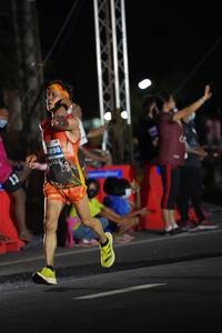 BIB: 0898
                            <button type="button" onclick="openModal(15781878)" class="btn btn-primary btn-sm float-right btn-popup" data-toggle="modal" data-target=".modal-high-quality">
                        <i class="fas fa-shopping-cart"></i> Add to Cart
                    </button>
                                            <button type="button" onclick="isThisMe(15781878, true)" class="btn btn-success btn-sm float-right btn-popup btn-isme hidden" data-toggle="tooltip" data-placement="bottom" title="นี่คือรูปของคุณใช่ไหม คลิกที่นี่เพื่อเอาเข้าอัลบั้ม">
                        <i class="fas fa-plus"></i> Add to album
                    </button>
                    <button type="button" onclick="isThisMe(15781878, false)" class="btn btn-warning btn-sm float-right btn-popup btn-isnotme hidden">
                        <i class="fas fa-ban"></i> Remove from album
                    </button>