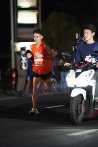 BIB: 76223
                            <button type="button" onclick="openModal(15781257)" class="btn btn-primary btn-sm float-right btn-popup" data-toggle="modal" data-target=".modal-high-quality">
                        <i class="fas fa-shopping-cart"></i> Add to Cart
                    </button>
                                            <button type="button" onclick="isThisMe(15781257, true)" class="btn btn-success btn-sm float-right btn-popup btn-isme hidden" data-toggle="tooltip" data-placement="bottom" title="นี่คือรูปของคุณใช่ไหม คลิกที่นี่เพื่อเอาเข้าอัลบั้ม">
                        <i class="fas fa-plus"></i> Add to album
                    </button>
                    <button type="button" onclick="isThisMe(15781257, false)" class="btn btn-warning btn-sm float-right btn-popup btn-isnotme hidden">
                        <i class="fas fa-ban"></i> Remove from album
                    </button>