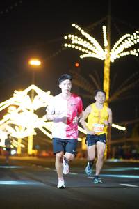 BIB: 471
                            <button type="button" onclick="openModal(15750119)" class="btn btn-primary btn-sm float-right btn-popup" data-toggle="modal" data-target=".modal-high-quality">
                        <i class="fas fa-shopping-cart"></i> Add to Cart
                    </button>
                                            <button type="button" onclick="isThisMe(15750119, true)" class="btn btn-success btn-sm float-right btn-popup btn-isme hidden" data-toggle="tooltip" data-placement="bottom" title="นี่คือรูปของคุณใช่ไหม คลิกที่นี่เพื่อเอาเข้าอัลบั้ม">
                        <i class="fas fa-plus"></i> Add to album
                    </button>
                    <button type="button" onclick="isThisMe(15750119, false)" class="btn btn-warning btn-sm float-right btn-popup btn-isnotme hidden">
                        <i class="fas fa-ban"></i> Remove from album
                    </button>