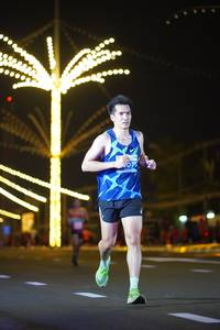 BIB: 076
                            <button type="button" onclick="openModal(15753069)" class="btn btn-primary btn-sm float-right btn-popup" data-toggle="modal" data-target=".modal-high-quality">
                        <i class="fas fa-shopping-cart"></i> Add to Cart
                    </button>
                                            <button type="button" onclick="isThisMe(15753069, true)" class="btn btn-success btn-sm float-right btn-popup btn-isme hidden" data-toggle="tooltip" data-placement="bottom" title="นี่คือรูปของคุณใช่ไหม คลิกที่นี่เพื่อเอาเข้าอัลบั้ม">
                        <i class="fas fa-plus"></i> Add to album
                    </button>
                    <button type="button" onclick="isThisMe(15753069, false)" class="btn btn-warning btn-sm float-right btn-popup btn-isnotme hidden">
                        <i class="fas fa-ban"></i> Remove from album
                    </button>