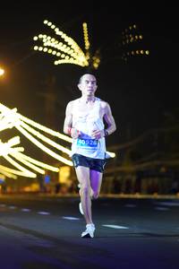 BIB: 40928
                            <button type="button" onclick="openModal(15746843)" class="btn btn-primary btn-sm float-right btn-popup" data-toggle="modal" data-target=".modal-high-quality">
                        <i class="fas fa-shopping-cart"></i> Add to Cart
                    </button>
                                            <button type="button" onclick="isThisMe(15746843, true)" class="btn btn-success btn-sm float-right btn-popup btn-isme hidden" data-toggle="tooltip" data-placement="bottom" title="นี่คือรูปของคุณใช่ไหม คลิกที่นี่เพื่อเอาเข้าอัลบั้ม">
                        <i class="fas fa-plus"></i> Add to album
                    </button>
                    <button type="button" onclick="isThisMe(15746843, false)" class="btn btn-warning btn-sm float-right btn-popup btn-isnotme hidden">
                        <i class="fas fa-ban"></i> Remove from album
                    </button>