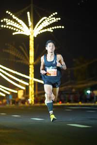 BIB: 903
                            <button type="button" onclick="openModal(15745647)" class="btn btn-primary btn-sm float-right btn-popup" data-toggle="modal" data-target=".modal-high-quality">
                        <i class="fas fa-shopping-cart"></i> Add to Cart
                    </button>
                                            <button type="button" onclick="isThisMe(15745647, true)" class="btn btn-success btn-sm float-right btn-popup btn-isme hidden" data-toggle="tooltip" data-placement="bottom" title="นี่คือรูปของคุณใช่ไหม คลิกที่นี่เพื่อเอาเข้าอัลบั้ม">
                        <i class="fas fa-plus"></i> Add to album
                    </button>
                    <button type="button" onclick="isThisMe(15745647, false)" class="btn btn-warning btn-sm float-right btn-popup btn-isnotme hidden">
                        <i class="fas fa-ban"></i> Remove from album
                    </button>