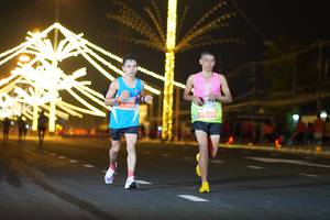 BIB: 27613
                            <button type="button" onclick="openModal(15748753)" class="btn btn-primary btn-sm float-right btn-popup" data-toggle="modal" data-target=".modal-high-quality">
                        <i class="fas fa-shopping-cart"></i> Add to Cart
                    </button>
                                            <button type="button" onclick="isThisMe(15748753, true)" class="btn btn-success btn-sm float-right btn-popup btn-isme hidden" data-toggle="tooltip" data-placement="bottom" title="นี่คือรูปของคุณใช่ไหม คลิกที่นี่เพื่อเอาเข้าอัลบั้ม">
                        <i class="fas fa-plus"></i> Add to album
                    </button>
                    <button type="button" onclick="isThisMe(15748753, false)" class="btn btn-warning btn-sm float-right btn-popup btn-isnotme hidden">
                        <i class="fas fa-ban"></i> Remove from album
                    </button>