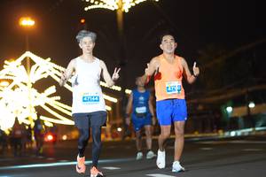 BIB: 471, 47144
                            <button type="button" onclick="openModal(15759106)" class="btn btn-primary btn-sm float-right btn-popup" data-toggle="modal" data-target=".modal-high-quality">
                        <i class="fas fa-shopping-cart"></i> Add to Cart
                    </button>
                                            <button type="button" onclick="isThisMe(15759106, true)" class="btn btn-success btn-sm float-right btn-popup btn-isme hidden" data-toggle="tooltip" data-placement="bottom" title="นี่คือรูปของคุณใช่ไหม คลิกที่นี่เพื่อเอาเข้าอัลบั้ม">
                        <i class="fas fa-plus"></i> Add to album
                    </button>
                    <button type="button" onclick="isThisMe(15759106, false)" class="btn btn-warning btn-sm float-right btn-popup btn-isnotme hidden">
                        <i class="fas fa-ban"></i> Remove from album
                    </button>