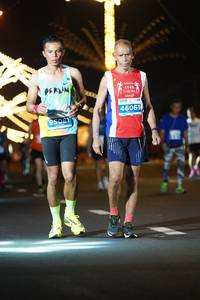 BIB: 1144, 46061, 95081
                            <button type="button" onclick="openModal(15772254)" class="btn btn-primary btn-sm float-right btn-popup" data-toggle="modal" data-target=".modal-high-quality">
                        <i class="fas fa-shopping-cart"></i> Add to Cart
                    </button>
                                            <button type="button" onclick="isThisMe(15772254, true)" class="btn btn-success btn-sm float-right btn-popup btn-isme hidden" data-toggle="tooltip" data-placement="bottom" title="นี่คือรูปของคุณใช่ไหม คลิกที่นี่เพื่อเอาเข้าอัลบั้ม">
                        <i class="fas fa-plus"></i> Add to album
                    </button>
                    <button type="button" onclick="isThisMe(15772254, false)" class="btn btn-warning btn-sm float-right btn-popup btn-isnotme hidden">
                        <i class="fas fa-ban"></i> Remove from album
                    </button>