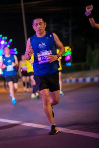 BIB: 105
                            <button type="button" onclick="openModal(15296189)" class="btn btn-primary btn-sm float-right btn-popup" data-toggle="modal" data-target=".modal-high-quality">
                        <i class="fas fa-shopping-cart"></i> Add to Cart
                    </button>
                                            <button type="button" onclick="isThisMe(15296189, true)" class="btn btn-success btn-sm float-right btn-popup btn-isme hidden" data-toggle="tooltip" data-placement="bottom" title="นี่คือรูปของคุณใช่ไหม คลิกที่นี่เพื่อเอาเข้าอัลบั้ม">
                        <i class="fas fa-plus"></i> Add to album
                    </button>
                    <button type="button" onclick="isThisMe(15296189, false)" class="btn btn-warning btn-sm float-right btn-popup btn-isnotme hidden">
                        <i class="fas fa-ban"></i> Remove from album
                    </button>
