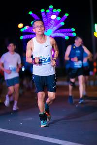BIB: 40911
                            <button type="button" onclick="openModal(15296532)" class="btn btn-primary btn-sm float-right btn-popup" data-toggle="modal" data-target=".modal-high-quality">
                        <i class="fas fa-shopping-cart"></i> Add to Cart
                    </button>
                                            <button type="button" onclick="isThisMe(15296532, true)" class="btn btn-success btn-sm float-right btn-popup btn-isme hidden" data-toggle="tooltip" data-placement="bottom" title="นี่คือรูปของคุณใช่ไหม คลิกที่นี่เพื่อเอาเข้าอัลบั้ม">
                        <i class="fas fa-plus"></i> Add to album
                    </button>
                    <button type="button" onclick="isThisMe(15296532, false)" class="btn btn-warning btn-sm float-right btn-popup btn-isnotme hidden">
                        <i class="fas fa-ban"></i> Remove from album
                    </button>