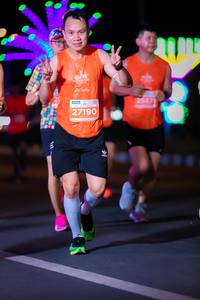 BIB: 2587, 27190
                            <button type="button" onclick="openModal(15189697)" class="btn btn-primary btn-sm float-right btn-popup" data-toggle="modal" data-target=".modal-high-quality">
                        <i class="fas fa-shopping-cart"></i> Add to Cart
                    </button>
                                            <button type="button" onclick="isThisMe(15189697, true)" class="btn btn-success btn-sm float-right btn-popup btn-isme hidden" data-toggle="tooltip" data-placement="bottom" title="นี่คือรูปของคุณใช่ไหม คลิกที่นี่เพื่อเอาเข้าอัลบั้ม">
                        <i class="fas fa-plus"></i> Add to album
                    </button>
                    <button type="button" onclick="isThisMe(15189697, false)" class="btn btn-warning btn-sm float-right btn-popup btn-isnotme hidden">
                        <i class="fas fa-ban"></i> Remove from album
                    </button>