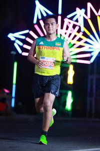 BIB: 050
                            <button type="button" onclick="openModal(14066401)" class="btn btn-primary btn-sm float-right btn-popup" data-toggle="modal" data-target=".modal-high-quality">
                        <i class="fas fa-shopping-cart"></i> Add to Cart
                    </button>
                                            <button type="button" onclick="isThisMe(14066401, true)" class="btn btn-success btn-sm float-right btn-popup btn-isme hidden" data-toggle="tooltip" data-placement="bottom" title="นี่คือรูปของคุณใช่ไหม คลิกที่นี่เพื่อเอาเข้าอัลบั้ม">
                        <i class="fas fa-plus"></i> Add to album
                    </button>
                    <button type="button" onclick="isThisMe(14066401, false)" class="btn btn-warning btn-sm float-right btn-popup btn-isnotme hidden">
                        <i class="fas fa-ban"></i> Remove from album
                    </button>