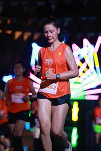 BIB: 462
                            <button type="button" onclick="openModal(14168503)" class="btn btn-primary btn-sm float-right btn-popup" data-toggle="modal" data-target=".modal-high-quality">
                        <i class="fas fa-shopping-cart"></i> Add to Cart
                    </button>
                                            <button type="button" onclick="isThisMe(14168503, true)" class="btn btn-success btn-sm float-right btn-popup btn-isme hidden" data-toggle="tooltip" data-placement="bottom" title="นี่คือรูปของคุณใช่ไหม คลิกที่นี่เพื่อเอาเข้าอัลบั้ม">
                        <i class="fas fa-plus"></i> Add to album
                    </button>
                    <button type="button" onclick="isThisMe(14168503, false)" class="btn btn-warning btn-sm float-right btn-popup btn-isnotme hidden">
                        <i class="fas fa-ban"></i> Remove from album
                    </button>
