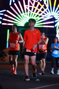 BIB: 22200
                            <button type="button" onclick="openModal(14167718)" class="btn btn-primary btn-sm float-right btn-popup" data-toggle="modal" data-target=".modal-high-quality">
                        <i class="fas fa-shopping-cart"></i> Add to Cart
                    </button>
                                            <button type="button" onclick="isThisMe(14167718, true)" class="btn btn-success btn-sm float-right btn-popup btn-isme hidden" data-toggle="tooltip" data-placement="bottom" title="นี่คือรูปของคุณใช่ไหม คลิกที่นี่เพื่อเอาเข้าอัลบั้ม">
                        <i class="fas fa-plus"></i> Add to album
                    </button>
                    <button type="button" onclick="isThisMe(14167718, false)" class="btn btn-warning btn-sm float-right btn-popup btn-isnotme hidden">
                        <i class="fas fa-ban"></i> Remove from album
                    </button>