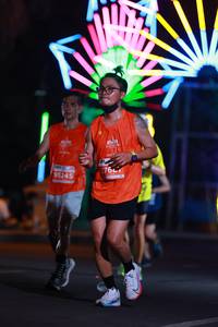 BIB: 276, 95245
                            <button type="button" onclick="openModal(14162389)" class="btn btn-primary btn-sm float-right btn-popup" data-toggle="modal" data-target=".modal-high-quality">
                        <i class="fas fa-shopping-cart"></i> Add to Cart
                    </button>
                                            <button type="button" onclick="isThisMe(14162389, true)" class="btn btn-success btn-sm float-right btn-popup btn-isme hidden" data-toggle="tooltip" data-placement="bottom" title="นี่คือรูปของคุณใช่ไหม คลิกที่นี่เพื่อเอาเข้าอัลบั้ม">
                        <i class="fas fa-plus"></i> Add to album
                    </button>
                    <button type="button" onclick="isThisMe(14162389, false)" class="btn btn-warning btn-sm float-right btn-popup btn-isnotme hidden">
                        <i class="fas fa-ban"></i> Remove from album
                    </button>