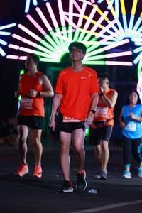 BIB: 22200
                            <button type="button" onclick="openModal(14167776)" class="btn btn-primary btn-sm float-right btn-popup" data-toggle="modal" data-target=".modal-high-quality">
                        <i class="fas fa-shopping-cart"></i> Add to Cart
                    </button>
                                            <button type="button" onclick="isThisMe(14167776, true)" class="btn btn-success btn-sm float-right btn-popup btn-isme hidden" data-toggle="tooltip" data-placement="bottom" title="นี่คือรูปของคุณใช่ไหม คลิกที่นี่เพื่อเอาเข้าอัลบั้ม">
                        <i class="fas fa-plus"></i> Add to album
                    </button>
                    <button type="button" onclick="isThisMe(14167776, false)" class="btn btn-warning btn-sm float-right btn-popup btn-isnotme hidden">
                        <i class="fas fa-ban"></i> Remove from album
                    </button>