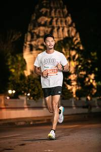 BIB: 400, 32428
                            <button type="button" onclick="openModal(15494295)" class="btn btn-primary btn-sm float-right btn-popup" data-toggle="modal" data-target=".modal-high-quality">
                        <i class="fas fa-shopping-cart"></i> Add to Cart
                    </button>
                                            <button type="button" onclick="isThisMe(15494295, true)" class="btn btn-success btn-sm float-right btn-popup btn-isme hidden" data-toggle="tooltip" data-placement="bottom" title="นี่คือรูปของคุณใช่ไหม คลิกที่นี่เพื่อเอาเข้าอัลบั้ม">
                        <i class="fas fa-plus"></i> Add to album
                    </button>
                    <button type="button" onclick="isThisMe(15494295, false)" class="btn btn-warning btn-sm float-right btn-popup btn-isnotme hidden">
                        <i class="fas fa-ban"></i> Remove from album
                    </button>