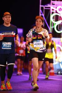 BIB: 42886, 41565
                            <button type="button" onclick="openModal(13871117)" class="btn btn-primary btn-sm float-right btn-popup" data-toggle="modal" data-target=".modal-high-quality">
                        <i class="fas fa-shopping-cart"></i> Add to Cart
                    </button>
                                            <button type="button" onclick="isThisMe(13871117, true)" class="btn btn-success btn-sm float-right btn-popup btn-isme hidden" data-toggle="tooltip" data-placement="bottom" title="นี่คือรูปของคุณใช่ไหม คลิกที่นี่เพื่อเอาเข้าอัลบั้ม">
                        <i class="fas fa-plus"></i> Add to album
                    </button>
                    <button type="button" onclick="isThisMe(13871117, false)" class="btn btn-warning btn-sm float-right btn-popup btn-isnotme hidden">
                        <i class="fas fa-ban"></i> Remove from album
                    </button>