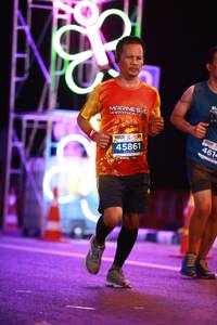 BIB: 461, 45861
                            <button type="button" onclick="openModal(13874692)" class="btn btn-primary btn-sm float-right btn-popup" data-toggle="modal" data-target=".modal-high-quality">
                        <i class="fas fa-shopping-cart"></i> Add to Cart
                    </button>
                                            <button type="button" onclick="isThisMe(13874692, true)" class="btn btn-success btn-sm float-right btn-popup btn-isme hidden" data-toggle="tooltip" data-placement="bottom" title="นี่คือรูปของคุณใช่ไหม คลิกที่นี่เพื่อเอาเข้าอัลบั้ม">
                        <i class="fas fa-plus"></i> Add to album
                    </button>
                    <button type="button" onclick="isThisMe(13874692, false)" class="btn btn-warning btn-sm float-right btn-popup btn-isnotme hidden">
                        <i class="fas fa-ban"></i> Remove from album
                    </button>