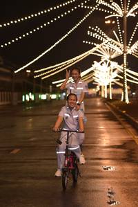 BIB: 
                            <button type="button" onclick="openModal(15042984)" class="btn btn-primary btn-sm float-right btn-popup" data-toggle="modal" data-target=".modal-high-quality">
                        <i class="fas fa-shopping-cart"></i> Add to Cart
                    </button>
                                            <button type="button" onclick="isThisMe(15042984, true)" class="btn btn-success btn-sm float-right btn-popup btn-isme hidden" data-toggle="tooltip" data-placement="bottom" title="นี่คือรูปของคุณใช่ไหม คลิกที่นี่เพื่อเอาเข้าอัลบั้ม">
                        <i class="fas fa-plus"></i> Add to album
                    </button>
                    <button type="button" onclick="isThisMe(15042984, false)" class="btn btn-warning btn-sm float-right btn-popup btn-isnotme hidden">
                        <i class="fas fa-ban"></i> Remove from album
                    </button>