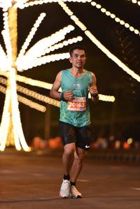 BIB: 20163
                            <button type="button" onclick="openModal(15012125)" class="btn btn-primary btn-sm float-right btn-popup" data-toggle="modal" data-target=".modal-high-quality">
                        <i class="fas fa-shopping-cart"></i> Add to Cart
                    </button>
                                            <button type="button" onclick="isThisMe(15012125, true)" class="btn btn-success btn-sm float-right btn-popup btn-isme hidden" data-toggle="tooltip" data-placement="bottom" title="นี่คือรูปของคุณใช่ไหม คลิกที่นี่เพื่อเอาเข้าอัลบั้ม">
                        <i class="fas fa-plus"></i> Add to album
                    </button>
                    <button type="button" onclick="isThisMe(15012125, false)" class="btn btn-warning btn-sm float-right btn-popup btn-isnotme hidden">
                        <i class="fas fa-ban"></i> Remove from album
                    </button>