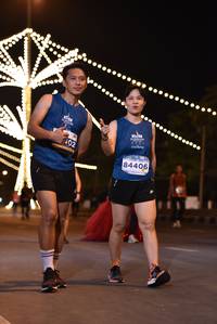 BIB: 102, 84406
                            <button type="button" onclick="openModal(14854758)" class="btn btn-primary btn-sm float-right btn-popup" data-toggle="modal" data-target=".modal-high-quality">
                        <i class="fas fa-shopping-cart"></i> Add to Cart
                    </button>
                                            <button type="button" onclick="isThisMe(14854758, true)" class="btn btn-success btn-sm float-right btn-popup btn-isme hidden" data-toggle="tooltip" data-placement="bottom" title="นี่คือรูปของคุณใช่ไหม คลิกที่นี่เพื่อเอาเข้าอัลบั้ม">
                        <i class="fas fa-plus"></i> Add to album
                    </button>
                    <button type="button" onclick="isThisMe(14854758, false)" class="btn btn-warning btn-sm float-right btn-popup btn-isnotme hidden">
                        <i class="fas fa-ban"></i> Remove from album
                    </button>