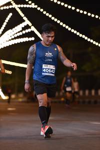 BIB: 2071, 40642, 700
                            <button type="button" onclick="openModal(14821710)" class="btn btn-primary btn-sm float-right btn-popup" data-toggle="modal" data-target=".modal-high-quality">
                        <i class="fas fa-shopping-cart"></i> Add to Cart
                    </button>
                                            <button type="button" onclick="isThisMe(14821710, true)" class="btn btn-success btn-sm float-right btn-popup btn-isme hidden" data-toggle="tooltip" data-placement="bottom" title="นี่คือรูปของคุณใช่ไหม คลิกที่นี่เพื่อเอาเข้าอัลบั้ม">
                        <i class="fas fa-plus"></i> Add to album
                    </button>
                    <button type="button" onclick="isThisMe(14821710, false)" class="btn btn-warning btn-sm float-right btn-popup btn-isnotme hidden">
                        <i class="fas fa-ban"></i> Remove from album
                    </button>