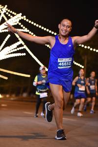 BIB: 46652, 100000
                            <button type="button" onclick="openModal(14872670)" class="btn btn-primary btn-sm float-right btn-popup" data-toggle="modal" data-target=".modal-high-quality">
                        <i class="fas fa-shopping-cart"></i> Add to Cart
                    </button>
                                            <button type="button" onclick="isThisMe(14872670, true)" class="btn btn-success btn-sm float-right btn-popup btn-isme hidden" data-toggle="tooltip" data-placement="bottom" title="นี่คือรูปของคุณใช่ไหม คลิกที่นี่เพื่อเอาเข้าอัลบั้ม">
                        <i class="fas fa-plus"></i> Add to album
                    </button>
                    <button type="button" onclick="isThisMe(14872670, false)" class="btn btn-warning btn-sm float-right btn-popup btn-isnotme hidden">
                        <i class="fas fa-ban"></i> Remove from album
                    </button>