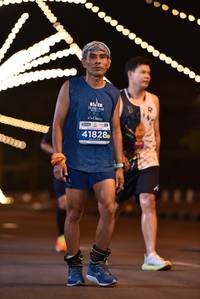 BIB: 41828
                            <button type="button" onclick="openModal(14937254)" class="btn btn-primary btn-sm float-right btn-popup" data-toggle="modal" data-target=".modal-high-quality">
                        <i class="fas fa-shopping-cart"></i> Add to Cart
                    </button>
                                            <button type="button" onclick="isThisMe(14937254, true)" class="btn btn-success btn-sm float-right btn-popup btn-isme hidden" data-toggle="tooltip" data-placement="bottom" title="นี่คือรูปของคุณใช่ไหม คลิกที่นี่เพื่อเอาเข้าอัลบั้ม">
                        <i class="fas fa-plus"></i> Add to album
                    </button>
                    <button type="button" onclick="isThisMe(14937254, false)" class="btn btn-warning btn-sm float-right btn-popup btn-isnotme hidden">
                        <i class="fas fa-ban"></i> Remove from album
                    </button>