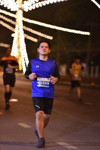 BIB: 40399
                            <button type="button" onclick="openModal(14982503)" class="btn btn-primary btn-sm float-right btn-popup" data-toggle="modal" data-target=".modal-high-quality">
                        <i class="fas fa-shopping-cart"></i> Add to Cart
                    </button>
                                            <button type="button" onclick="isThisMe(14982503, true)" class="btn btn-success btn-sm float-right btn-popup btn-isme hidden" data-toggle="tooltip" data-placement="bottom" title="นี่คือรูปของคุณใช่ไหม คลิกที่นี่เพื่อเอาเข้าอัลบั้ม">
                        <i class="fas fa-plus"></i> Add to album
                    </button>
                    <button type="button" onclick="isThisMe(14982503, false)" class="btn btn-warning btn-sm float-right btn-popup btn-isnotme hidden">
                        <i class="fas fa-ban"></i> Remove from album
                    </button>