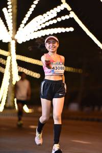 BIB: 43088
                            <button type="button" onclick="openModal(14874616)" class="btn btn-primary btn-sm float-right btn-popup" data-toggle="modal" data-target=".modal-high-quality">
                        <i class="fas fa-shopping-cart"></i> Add to Cart
                    </button>
                                            <button type="button" onclick="isThisMe(14874616, true)" class="btn btn-success btn-sm float-right btn-popup btn-isme hidden" data-toggle="tooltip" data-placement="bottom" title="นี่คือรูปของคุณใช่ไหม คลิกที่นี่เพื่อเอาเข้าอัลบั้ม">
                        <i class="fas fa-plus"></i> Add to album
                    </button>
                    <button type="button" onclick="isThisMe(14874616, false)" class="btn btn-warning btn-sm float-right btn-popup btn-isnotme hidden">
                        <i class="fas fa-ban"></i> Remove from album
                    </button>