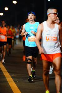 BIB: 26642, 71204
                            <button type="button" onclick="openModal(14834953)" class="btn btn-primary btn-sm float-right btn-popup" data-toggle="modal" data-target=".modal-high-quality">
                        <i class="fas fa-shopping-cart"></i> Add to Cart
                    </button>
                                            <button type="button" onclick="isThisMe(14834953, true)" class="btn btn-success btn-sm float-right btn-popup btn-isme hidden" data-toggle="tooltip" data-placement="bottom" title="นี่คือรูปของคุณใช่ไหม คลิกที่นี่เพื่อเอาเข้าอัลบั้ม">
                        <i class="fas fa-plus"></i> Add to album
                    </button>
                    <button type="button" onclick="isThisMe(14834953, false)" class="btn btn-warning btn-sm float-right btn-popup btn-isnotme hidden">
                        <i class="fas fa-ban"></i> Remove from album
                    </button>