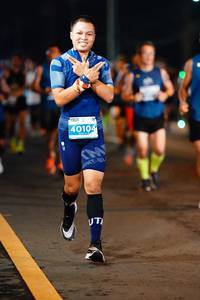 BIB: 40104
                            <button type="button" onclick="openModal(14626798)" class="btn btn-primary btn-sm float-right btn-popup" data-toggle="modal" data-target=".modal-high-quality">
                        <i class="fas fa-shopping-cart"></i> Add to Cart
                    </button>
                                            <button type="button" onclick="isThisMe(14626798, true)" class="btn btn-success btn-sm float-right btn-popup btn-isme hidden" data-toggle="tooltip" data-placement="bottom" title="นี่คือรูปของคุณใช่ไหม คลิกที่นี่เพื่อเอาเข้าอัลบั้ม">
                        <i class="fas fa-plus"></i> Add to album
                    </button>
                    <button type="button" onclick="isThisMe(14626798, false)" class="btn btn-warning btn-sm float-right btn-popup btn-isnotme hidden">
                        <i class="fas fa-ban"></i> Remove from album
                    </button>