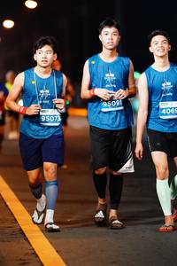 BIB: 95091, 95073, 4069
                            <button type="button" onclick="openModal(14692578)" class="btn btn-primary btn-sm float-right btn-popup" data-toggle="modal" data-target=".modal-high-quality">
                        <i class="fas fa-shopping-cart"></i> Add to Cart
                    </button>
                                            <button type="button" onclick="isThisMe(14692578, true)" class="btn btn-success btn-sm float-right btn-popup btn-isme hidden" data-toggle="tooltip" data-placement="bottom" title="นี่คือรูปของคุณใช่ไหม คลิกที่นี่เพื่อเอาเข้าอัลบั้ม">
                        <i class="fas fa-plus"></i> Add to album
                    </button>
                    <button type="button" onclick="isThisMe(14692578, false)" class="btn btn-warning btn-sm float-right btn-popup btn-isnotme hidden">
                        <i class="fas fa-ban"></i> Remove from album
                    </button>