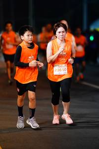 BIB: 23650
                            <button type="button" onclick="openModal(14827494)" class="btn btn-primary btn-sm float-right btn-popup" data-toggle="modal" data-target=".modal-high-quality">
                        <i class="fas fa-shopping-cart"></i> Add to Cart
                    </button>
                                            <button type="button" onclick="isThisMe(14827494, true)" class="btn btn-success btn-sm float-right btn-popup btn-isme hidden" data-toggle="tooltip" data-placement="bottom" title="นี่คือรูปของคุณใช่ไหม คลิกที่นี่เพื่อเอาเข้าอัลบั้ม">
                        <i class="fas fa-plus"></i> Add to album
                    </button>
                    <button type="button" onclick="isThisMe(14827494, false)" class="btn btn-warning btn-sm float-right btn-popup btn-isnotme hidden">
                        <i class="fas fa-ban"></i> Remove from album
                    </button>