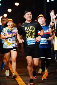 BIB: 42886, 40120, 41565
                            <button type="button" onclick="openModal(14628483)" class="btn btn-primary btn-sm float-right btn-popup" data-toggle="modal" data-target=".modal-high-quality">
                        <i class="fas fa-shopping-cart"></i> Add to Cart
                    </button>
                                            <button type="button" onclick="isThisMe(14628483, true)" class="btn btn-success btn-sm float-right btn-popup btn-isme hidden" data-toggle="tooltip" data-placement="bottom" title="นี่คือรูปของคุณใช่ไหม คลิกที่นี่เพื่อเอาเข้าอัลบั้ม">
                        <i class="fas fa-plus"></i> Add to album
                    </button>
                    <button type="button" onclick="isThisMe(14628483, false)" class="btn btn-warning btn-sm float-right btn-popup btn-isnotme hidden">
                        <i class="fas fa-ban"></i> Remove from album
                    </button>