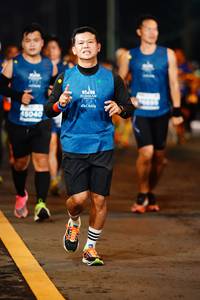 BIB: 202
                            <button type="button" onclick="openModal(14624631)" class="btn btn-primary btn-sm float-right btn-popup" data-toggle="modal" data-target=".modal-high-quality">
                        <i class="fas fa-shopping-cart"></i> Add to Cart
                    </button>
                                            <button type="button" onclick="isThisMe(14624631, true)" class="btn btn-success btn-sm float-right btn-popup btn-isme hidden" data-toggle="tooltip" data-placement="bottom" title="นี่คือรูปของคุณใช่ไหม คลิกที่นี่เพื่อเอาเข้าอัลบั้ม">
                        <i class="fas fa-plus"></i> Add to album
                    </button>
                    <button type="button" onclick="isThisMe(14624631, false)" class="btn btn-warning btn-sm float-right btn-popup btn-isnotme hidden">
                        <i class="fas fa-ban"></i> Remove from album
                    </button>