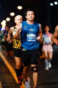 BIB: 202, 78402
                            <button type="button" onclick="openModal(14624448)" class="btn btn-primary btn-sm float-right btn-popup" data-toggle="modal" data-target=".modal-high-quality">
                        <i class="fas fa-shopping-cart"></i> Add to Cart
                    </button>
                                            <button type="button" onclick="isThisMe(14624448, true)" class="btn btn-success btn-sm float-right btn-popup btn-isme hidden" data-toggle="tooltip" data-placement="bottom" title="นี่คือรูปของคุณใช่ไหม คลิกที่นี่เพื่อเอาเข้าอัลบั้ม">
                        <i class="fas fa-plus"></i> Add to album
                    </button>
                    <button type="button" onclick="isThisMe(14624448, false)" class="btn btn-warning btn-sm float-right btn-popup btn-isnotme hidden">
                        <i class="fas fa-ban"></i> Remove from album
                    </button>