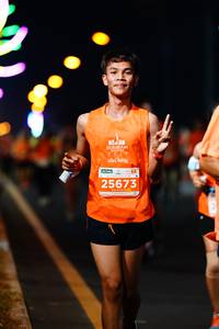 BIB: 021, 25673
                            <button type="button" onclick="openModal(14860820)" class="btn btn-primary btn-sm float-right btn-popup" data-toggle="modal" data-target=".modal-high-quality">
                        <i class="fas fa-shopping-cart"></i> Add to Cart
                    </button>
                                            <button type="button" onclick="isThisMe(14860820, true)" class="btn btn-success btn-sm float-right btn-popup btn-isme hidden" data-toggle="tooltip" data-placement="bottom" title="นี่คือรูปของคุณใช่ไหม คลิกที่นี่เพื่อเอาเข้าอัลบั้ม">
                        <i class="fas fa-plus"></i> Add to album
                    </button>
                    <button type="button" onclick="isThisMe(14860820, false)" class="btn btn-warning btn-sm float-right btn-popup btn-isnotme hidden">
                        <i class="fas fa-ban"></i> Remove from album
                    </button>