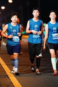 BIB: 95091, 4069, 95073
                            <button type="button" onclick="openModal(14692570)" class="btn btn-primary btn-sm float-right btn-popup" data-toggle="modal" data-target=".modal-high-quality">
                        <i class="fas fa-shopping-cart"></i> Add to Cart
                    </button>
                                            <button type="button" onclick="isThisMe(14692570, true)" class="btn btn-success btn-sm float-right btn-popup btn-isme hidden" data-toggle="tooltip" data-placement="bottom" title="นี่คือรูปของคุณใช่ไหม คลิกที่นี่เพื่อเอาเข้าอัลบั้ม">
                        <i class="fas fa-plus"></i> Add to album
                    </button>
                    <button type="button" onclick="isThisMe(14692570, false)" class="btn btn-warning btn-sm float-right btn-popup btn-isnotme hidden">
                        <i class="fas fa-ban"></i> Remove from album
                    </button>