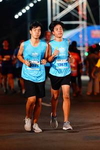BIB: 385, 13675, 
                            <button type="button" onclick="openModal(14405123)" class="btn btn-primary btn-sm float-right btn-popup" data-toggle="modal" data-target=".modal-high-quality">
                        <i class="fas fa-shopping-cart"></i> Add to Cart
                    </button>
                                            <button type="button" onclick="isThisMe(14405123, true)" class="btn btn-success btn-sm float-right btn-popup btn-isme hidden" data-toggle="tooltip" data-placement="bottom" title="นี่คือรูปของคุณใช่ไหม คลิกที่นี่เพื่อเอาเข้าอัลบั้ม">
                        <i class="fas fa-plus"></i> Add to album
                    </button>
                    <button type="button" onclick="isThisMe(14405123, false)" class="btn btn-warning btn-sm float-right btn-popup btn-isnotme hidden">
                        <i class="fas fa-ban"></i> Remove from album
                    </button>