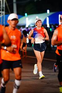 BIB: 24281
                            <button type="button" onclick="openModal(14815262)" class="btn btn-primary btn-sm float-right btn-popup" data-toggle="modal" data-target=".modal-high-quality">
                        <i class="fas fa-shopping-cart"></i> Add to Cart
                    </button>
                                            <button type="button" onclick="isThisMe(14815262, true)" class="btn btn-success btn-sm float-right btn-popup btn-isme hidden" data-toggle="tooltip" data-placement="bottom" title="นี่คือรูปของคุณใช่ไหม คลิกที่นี่เพื่อเอาเข้าอัลบั้ม">
                        <i class="fas fa-plus"></i> Add to album
                    </button>
                    <button type="button" onclick="isThisMe(14815262, false)" class="btn btn-warning btn-sm float-right btn-popup btn-isnotme hidden">
                        <i class="fas fa-ban"></i> Remove from album
                    </button>