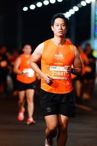 BIB: 2021, 21981
                            <button type="button" onclick="openModal(14854995)" class="btn btn-primary btn-sm float-right btn-popup" data-toggle="modal" data-target=".modal-high-quality">
                        <i class="fas fa-shopping-cart"></i> Add to Cart
                    </button>
                                            <button type="button" onclick="isThisMe(14854995, true)" class="btn btn-success btn-sm float-right btn-popup btn-isme hidden" data-toggle="tooltip" data-placement="bottom" title="นี่คือรูปของคุณใช่ไหม คลิกที่นี่เพื่อเอาเข้าอัลบั้ม">
                        <i class="fas fa-plus"></i> Add to album
                    </button>
                    <button type="button" onclick="isThisMe(14854995, false)" class="btn btn-warning btn-sm float-right btn-popup btn-isnotme hidden">
                        <i class="fas fa-ban"></i> Remove from album
                    </button>