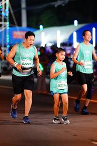 BIB: 5024, 52271, 5227
                            <button type="button" onclick="openModal(14418305)" class="btn btn-primary btn-sm float-right btn-popup" data-toggle="modal" data-target=".modal-high-quality">
                        <i class="fas fa-shopping-cart"></i> Add to Cart
                    </button>
                                            <button type="button" onclick="isThisMe(14418305, true)" class="btn btn-success btn-sm float-right btn-popup btn-isme hidden" data-toggle="tooltip" data-placement="bottom" title="นี่คือรูปของคุณใช่ไหม คลิกที่นี่เพื่อเอาเข้าอัลบั้ม">
                        <i class="fas fa-plus"></i> Add to album
                    </button>
                    <button type="button" onclick="isThisMe(14418305, false)" class="btn btn-warning btn-sm float-right btn-popup btn-isnotme hidden">
                        <i class="fas fa-ban"></i> Remove from album
                    </button>
