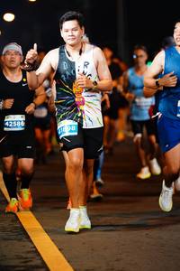 BIB: 42586, 198
                            <button type="button" onclick="openModal(14628749)" class="btn btn-primary btn-sm float-right btn-popup" data-toggle="modal" data-target=".modal-high-quality">
                        <i class="fas fa-shopping-cart"></i> Add to Cart
                    </button>
                                            <button type="button" onclick="isThisMe(14628749, true)" class="btn btn-success btn-sm float-right btn-popup btn-isme hidden" data-toggle="tooltip" data-placement="bottom" title="นี่คือรูปของคุณใช่ไหม คลิกที่นี่เพื่อเอาเข้าอัลบั้ม">
                        <i class="fas fa-plus"></i> Add to album
                    </button>
                    <button type="button" onclick="isThisMe(14628749, false)" class="btn btn-warning btn-sm float-right btn-popup btn-isnotme hidden">
                        <i class="fas fa-ban"></i> Remove from album
                    </button>