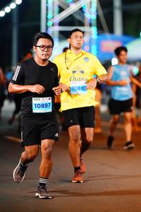 BIB: 0887, 10897
                            <button type="button" onclick="openModal(14411750)" class="btn btn-primary btn-sm float-right btn-popup" data-toggle="modal" data-target=".modal-high-quality">
                        <i class="fas fa-shopping-cart"></i> Add to Cart
                    </button>
                                            <button type="button" onclick="isThisMe(14411750, true)" class="btn btn-success btn-sm float-right btn-popup btn-isme hidden" data-toggle="tooltip" data-placement="bottom" title="นี่คือรูปของคุณใช่ไหม คลิกที่นี่เพื่อเอาเข้าอัลบั้ม">
                        <i class="fas fa-plus"></i> Add to album
                    </button>
                    <button type="button" onclick="isThisMe(14411750, false)" class="btn btn-warning btn-sm float-right btn-popup btn-isnotme hidden">
                        <i class="fas fa-ban"></i> Remove from album
                    </button>