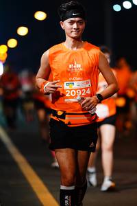 BIB: 20924
                            <button type="button" onclick="openModal(14860545)" class="btn btn-primary btn-sm float-right btn-popup" data-toggle="modal" data-target=".modal-high-quality">
                        <i class="fas fa-shopping-cart"></i> Add to Cart
                    </button>
                                            <button type="button" onclick="isThisMe(14860545, true)" class="btn btn-success btn-sm float-right btn-popup btn-isme hidden" data-toggle="tooltip" data-placement="bottom" title="นี่คือรูปของคุณใช่ไหม คลิกที่นี่เพื่อเอาเข้าอัลบั้ม">
                        <i class="fas fa-plus"></i> Add to album
                    </button>
                    <button type="button" onclick="isThisMe(14860545, false)" class="btn btn-warning btn-sm float-right btn-popup btn-isnotme hidden">
                        <i class="fas fa-ban"></i> Remove from album
                    </button>