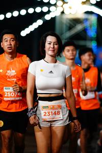 BIB: 25074, 23148
                            <button type="button" onclick="openModal(14922753)" class="btn btn-primary btn-sm float-right btn-popup" data-toggle="modal" data-target=".modal-high-quality">
                        <i class="fas fa-shopping-cart"></i> Add to Cart
                    </button>
                                            <button type="button" onclick="isThisMe(14922753, true)" class="btn btn-success btn-sm float-right btn-popup btn-isme hidden" data-toggle="tooltip" data-placement="bottom" title="นี่คือรูปของคุณใช่ไหม คลิกที่นี่เพื่อเอาเข้าอัลบั้ม">
                        <i class="fas fa-plus"></i> Add to album
                    </button>
                    <button type="button" onclick="isThisMe(14922753, false)" class="btn btn-warning btn-sm float-right btn-popup btn-isnotme hidden">
                        <i class="fas fa-ban"></i> Remove from album
                    </button>