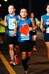 BIB: 460, 47150
                            <button type="button" onclick="openModal(14692227)" class="btn btn-primary btn-sm float-right btn-popup" data-toggle="modal" data-target=".modal-high-quality">
                        <i class="fas fa-shopping-cart"></i> Add to Cart
                    </button>
                                            <button type="button" onclick="isThisMe(14692227, true)" class="btn btn-success btn-sm float-right btn-popup btn-isme hidden" data-toggle="tooltip" data-placement="bottom" title="นี่คือรูปของคุณใช่ไหม คลิกที่นี่เพื่อเอาเข้าอัลบั้ม">
                        <i class="fas fa-plus"></i> Add to album
                    </button>
                    <button type="button" onclick="isThisMe(14692227, false)" class="btn btn-warning btn-sm float-right btn-popup btn-isnotme hidden">
                        <i class="fas fa-ban"></i> Remove from album
                    </button>