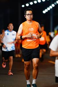 BIB: 2580
                            <button type="button" onclick="openModal(14948239)" class="btn btn-primary btn-sm float-right btn-popup" data-toggle="modal" data-target=".modal-high-quality">
                        <i class="fas fa-shopping-cart"></i> Add to Cart
                    </button>
                                            <button type="button" onclick="isThisMe(14948239, true)" class="btn btn-success btn-sm float-right btn-popup btn-isme hidden" data-toggle="tooltip" data-placement="bottom" title="นี่คือรูปของคุณใช่ไหม คลิกที่นี่เพื่อเอาเข้าอัลบั้ม">
                        <i class="fas fa-plus"></i> Add to album
                    </button>
                    <button type="button" onclick="isThisMe(14948239, false)" class="btn btn-warning btn-sm float-right btn-popup btn-isnotme hidden">
                        <i class="fas fa-ban"></i> Remove from album
                    </button>
