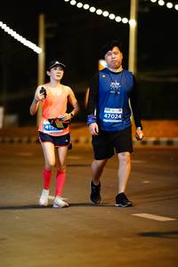 BIB: 47024, 415
                            <button type="button" onclick="openModal(15041226)" class="btn btn-primary btn-sm float-right btn-popup" data-toggle="modal" data-target=".modal-high-quality">
                        <i class="fas fa-shopping-cart"></i> Add to Cart
                    </button>
                                            <button type="button" onclick="isThisMe(15041226, true)" class="btn btn-success btn-sm float-right btn-popup btn-isme hidden" data-toggle="tooltip" data-placement="bottom" title="นี่คือรูปของคุณใช่ไหม คลิกที่นี่เพื่อเอาเข้าอัลบั้ม">
                        <i class="fas fa-plus"></i> Add to album
                    </button>
                    <button type="button" onclick="isThisMe(15041226, false)" class="btn btn-warning btn-sm float-right btn-popup btn-isnotme hidden">
                        <i class="fas fa-ban"></i> Remove from album
                    </button>